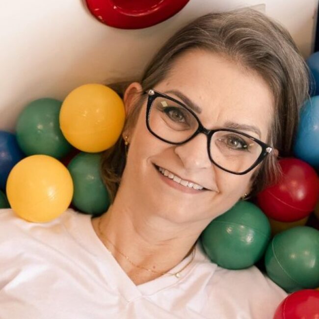 Desenvolvimento infantil, integração sensorial e a jornada profissional na T.O. (1 hora)